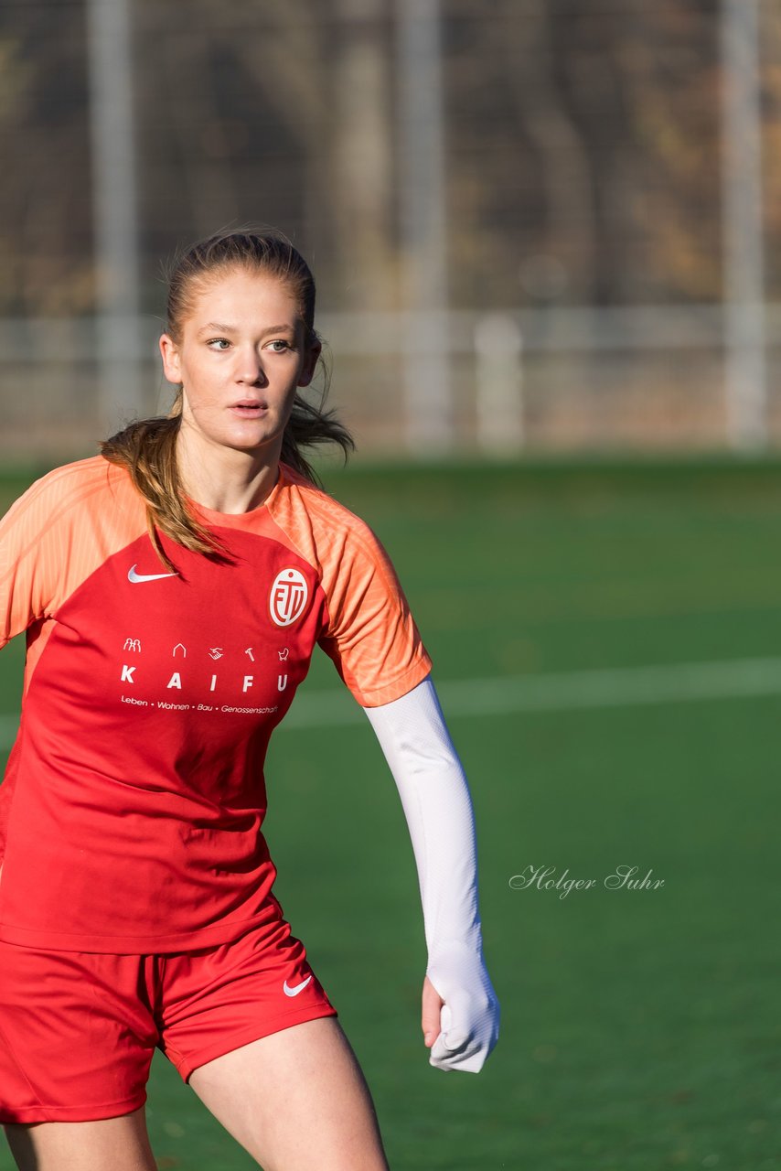 Bild 246 - wBJ VfL Pinneberg2 - Eimsbuttler TV 3 : Ergebnis: 5:0